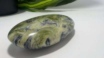 Leafy Serpentine Heart 252g