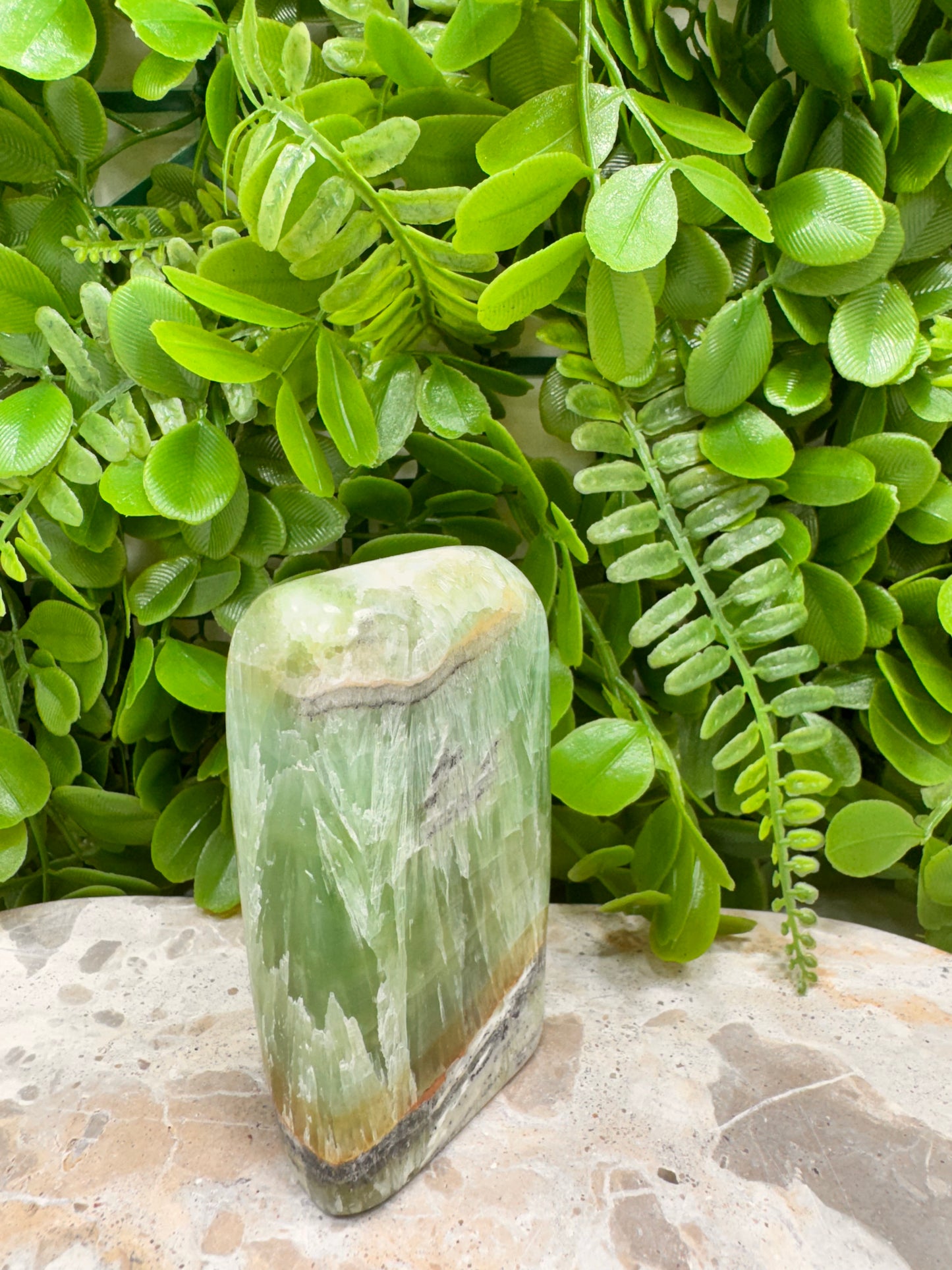 Emerald Kiwi Calcite Freeform 326g