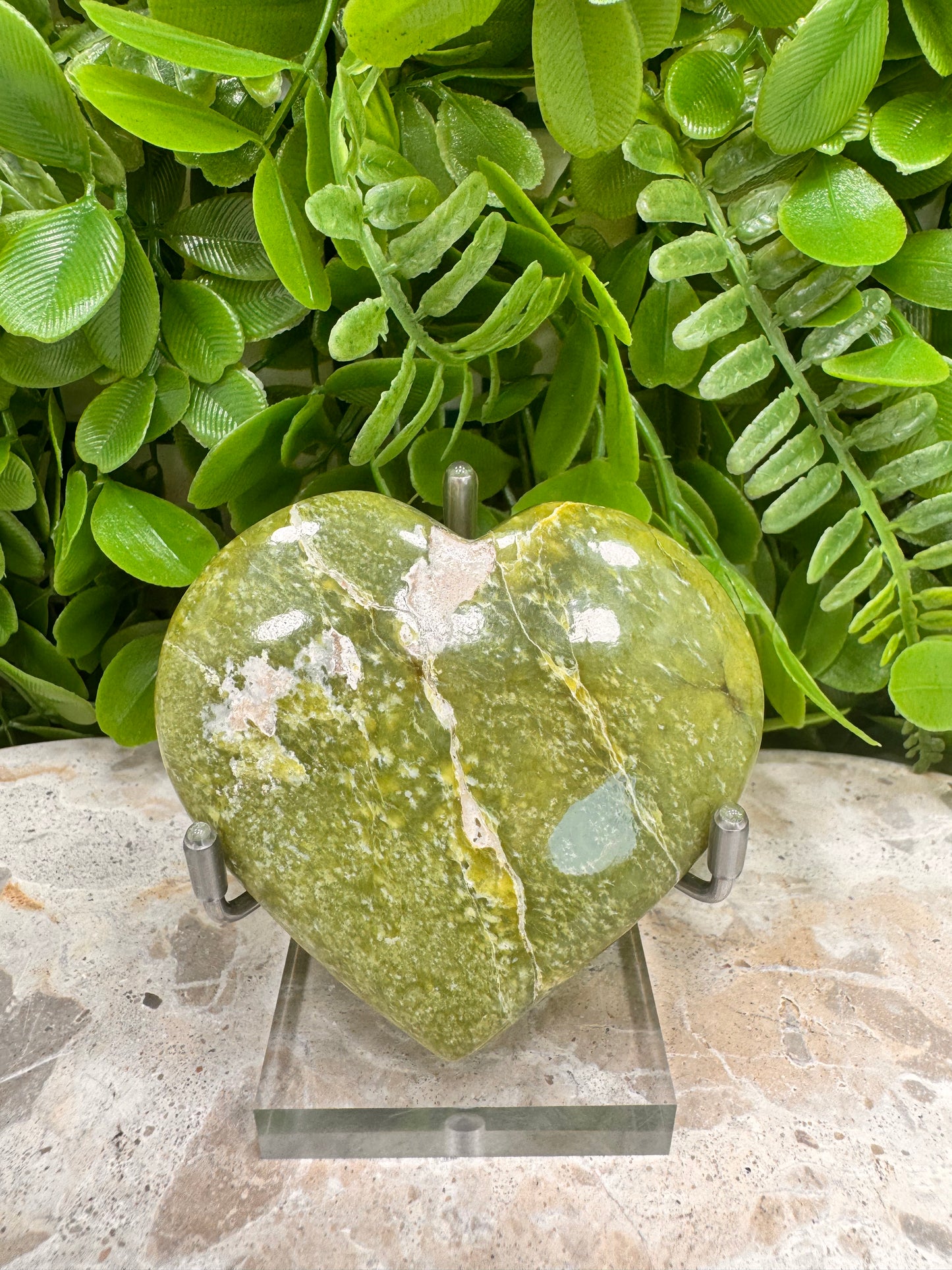 Tremolite Heart 124g