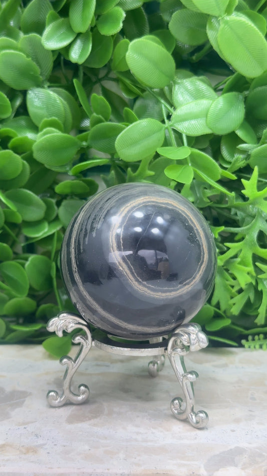 Black Banded Onyx Sphere 424g