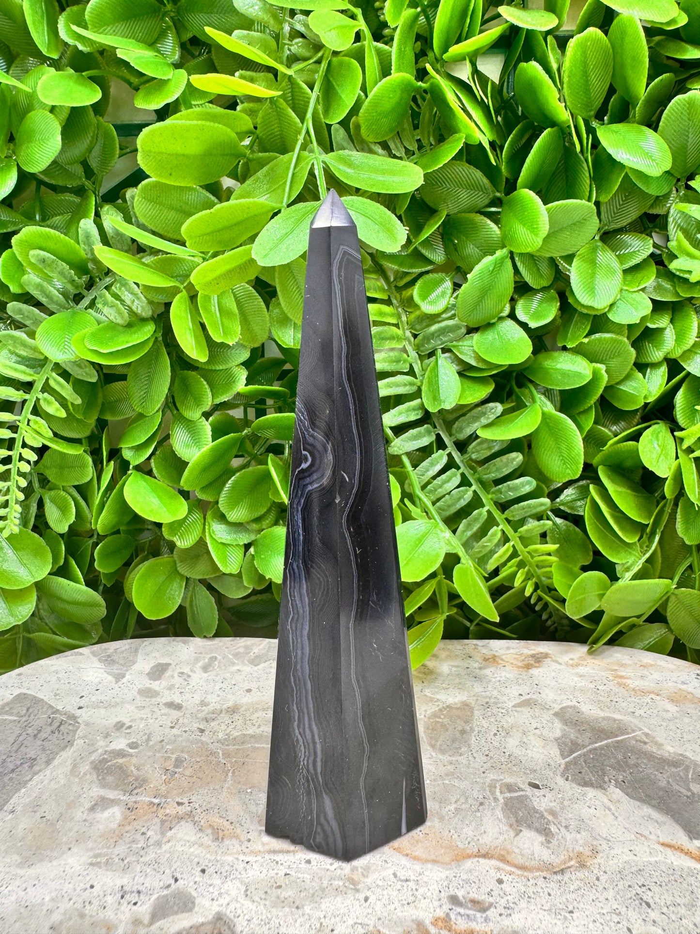 Black Banded Onyx Tower 221g