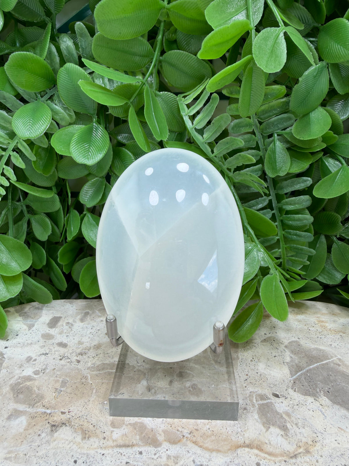 Silky White Calcite palm Stone 178g