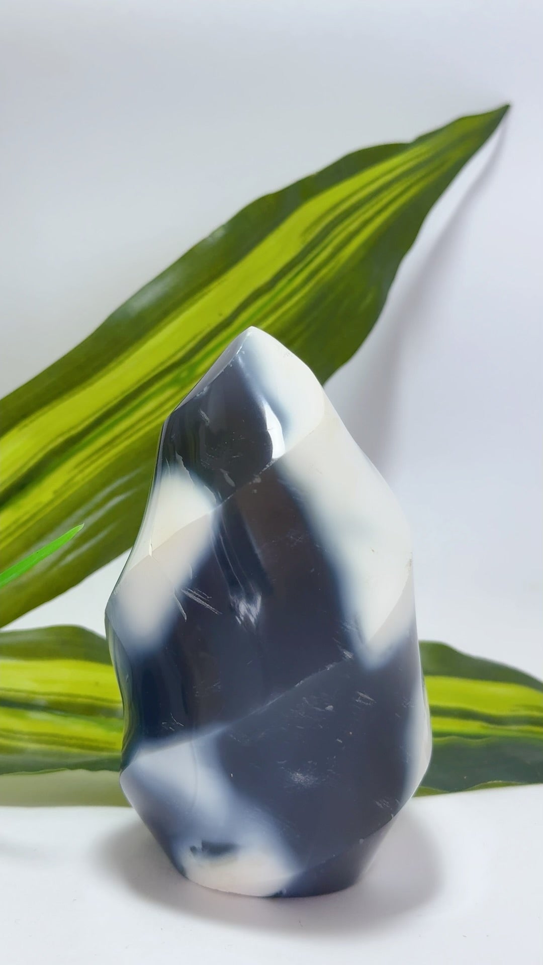 Orca Agate Flame 590g