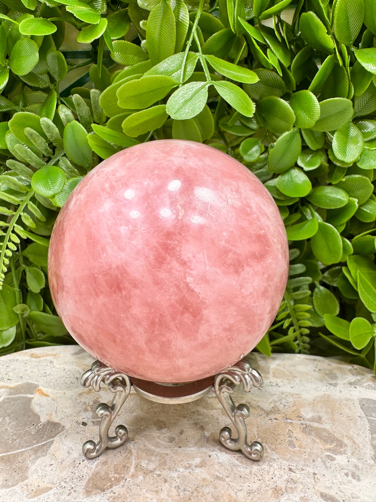 Rose Quartz Sphere 1050g