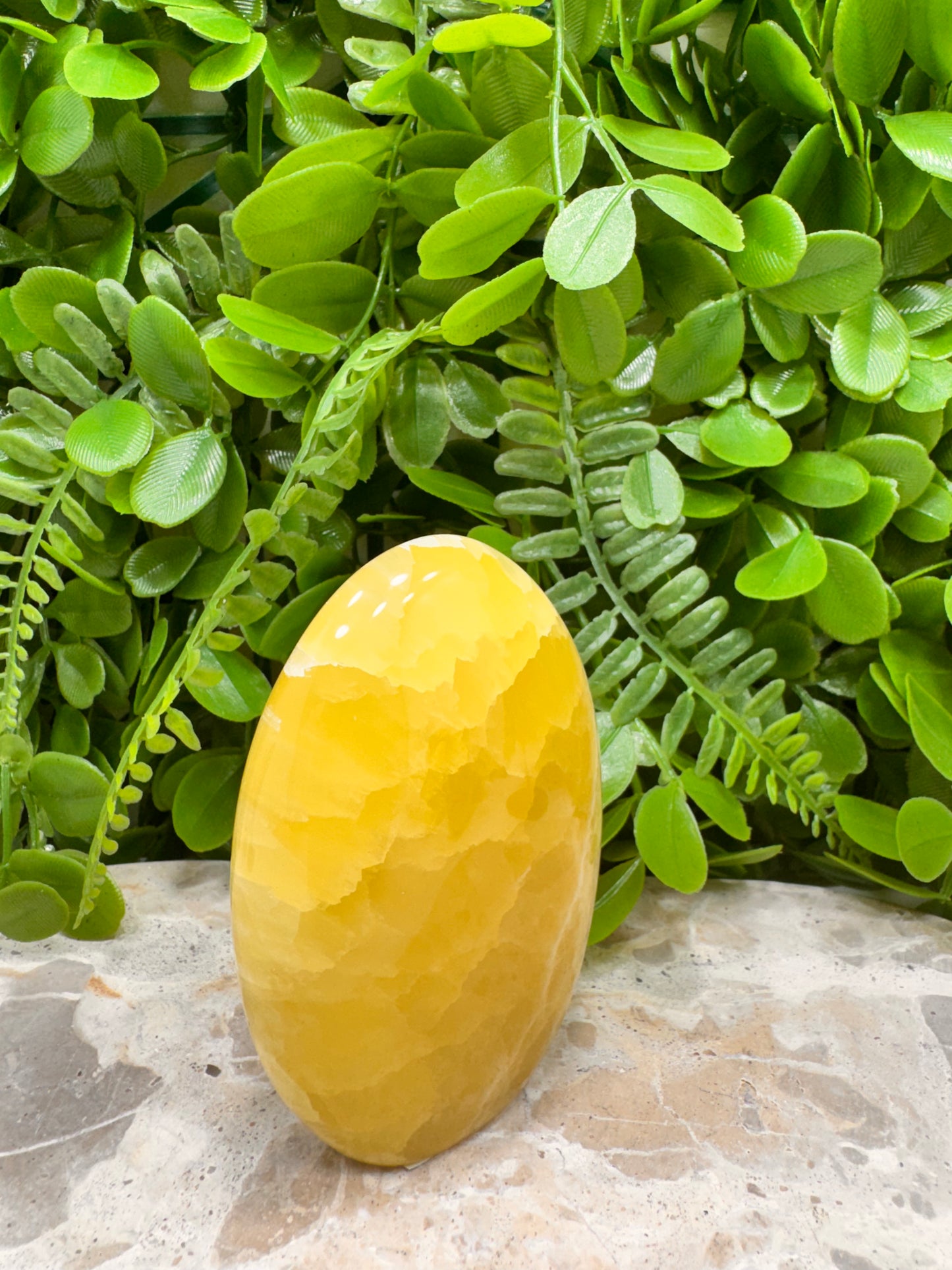 Standing Lemon Calcite 342g