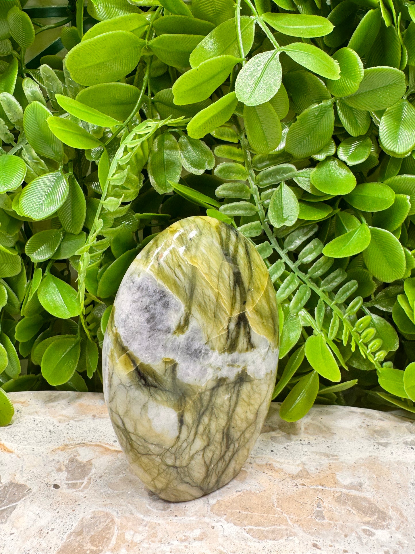 Standing Rutile Serpentine 338g