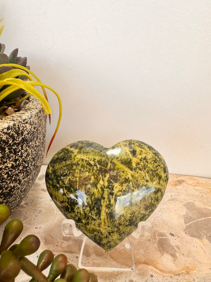 Mixed Serpentine Heart 130g