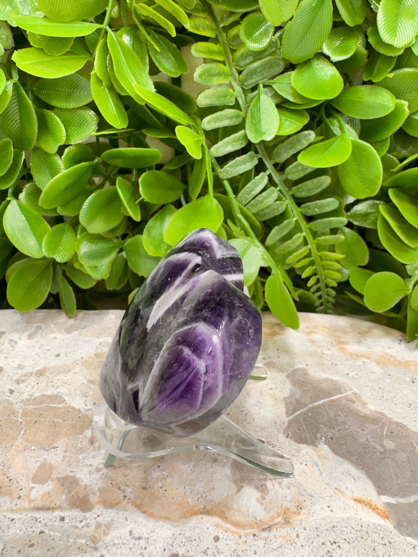 Chevron Amethyst Heart 132g