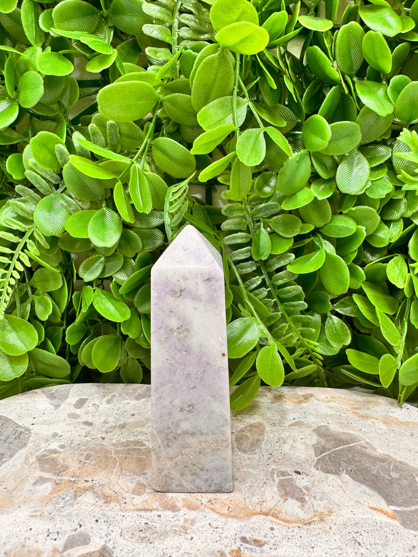 Hackmanite Point 216g