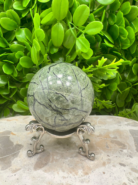 Black Vein Serpentine Sphere 446g