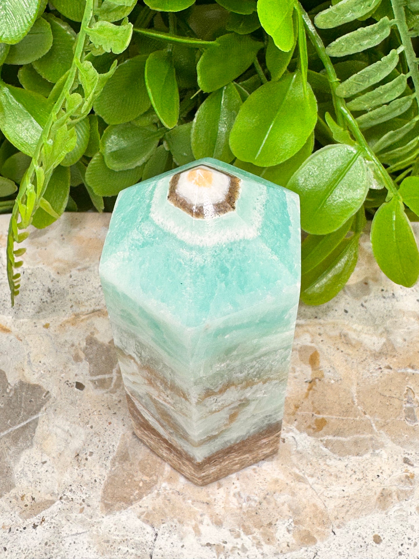 Caribbean Calcite Point 254g