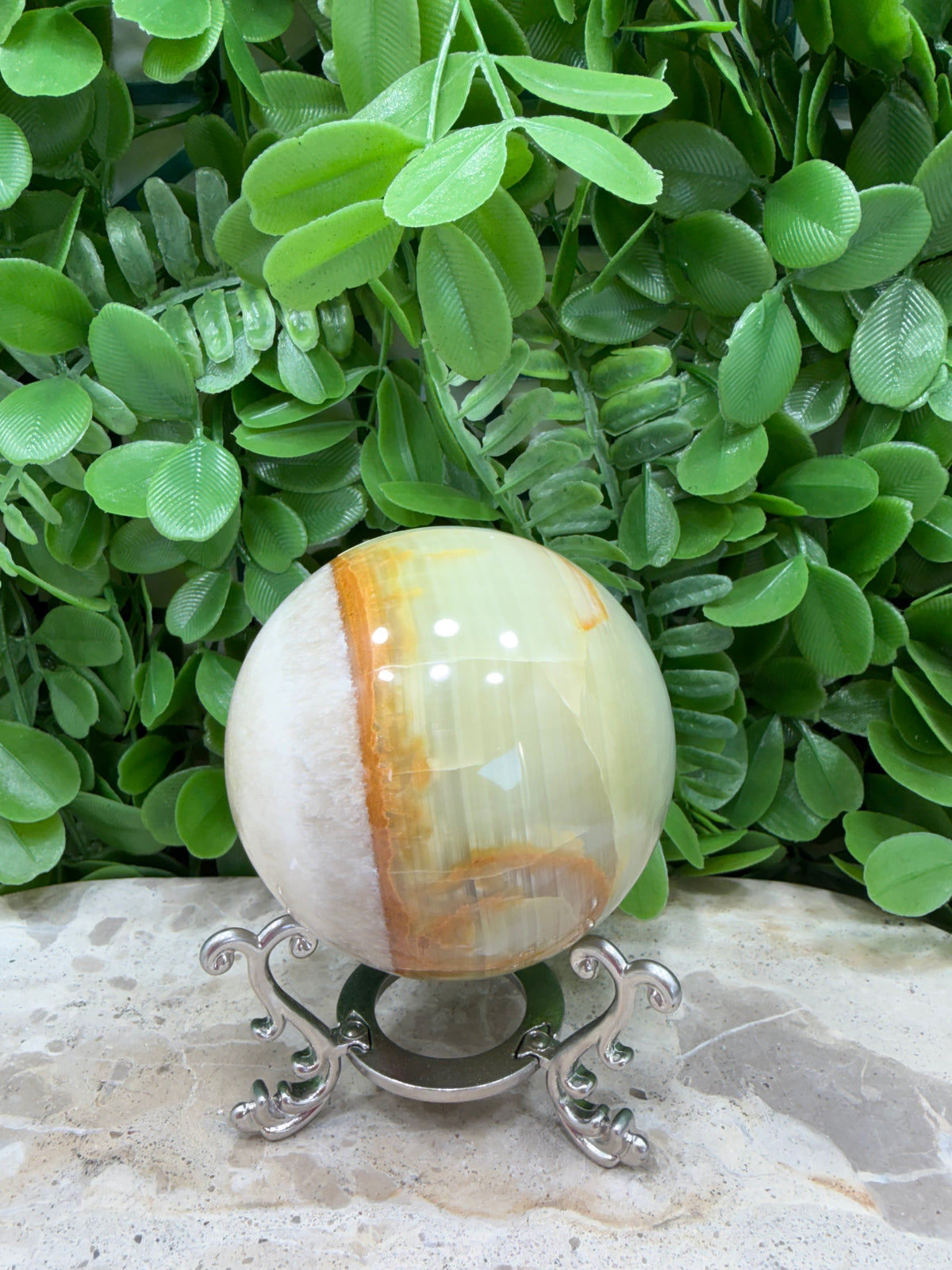 Green Onyx with White Calcite Sphere 456g