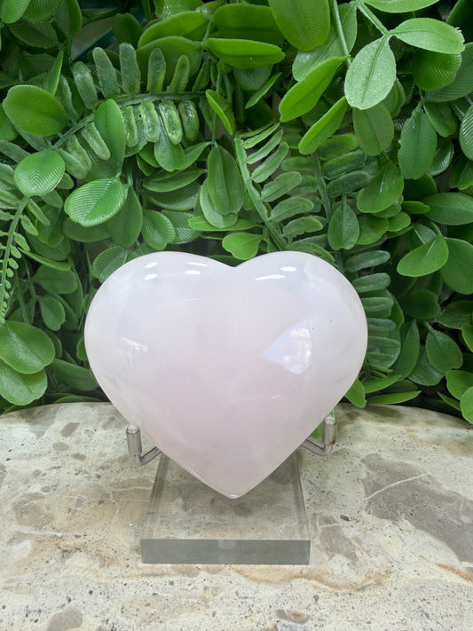 Pink Mangano UV Heart 234g| Love • Compassion • Calm