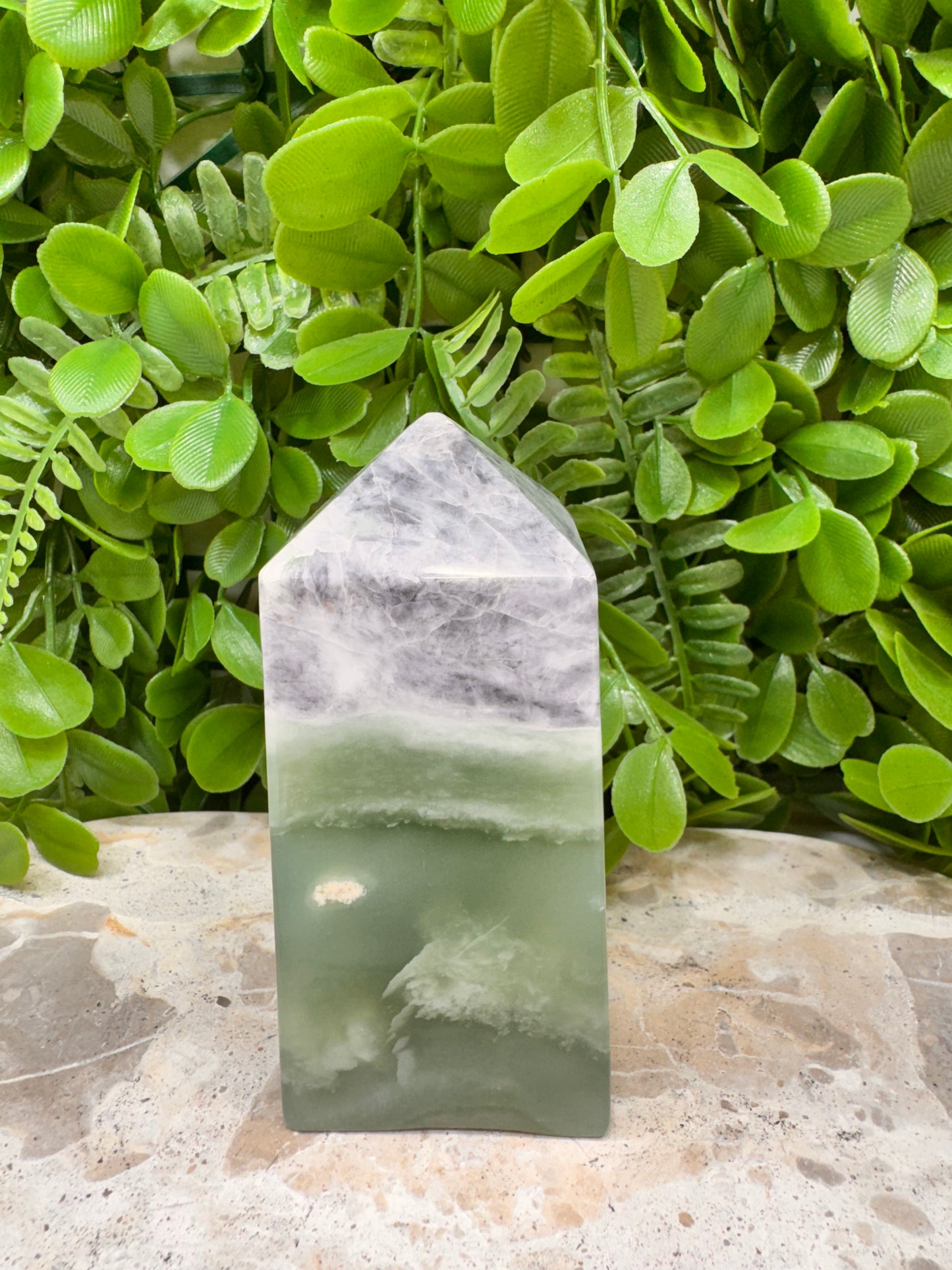Flower Jade Tower 582g
