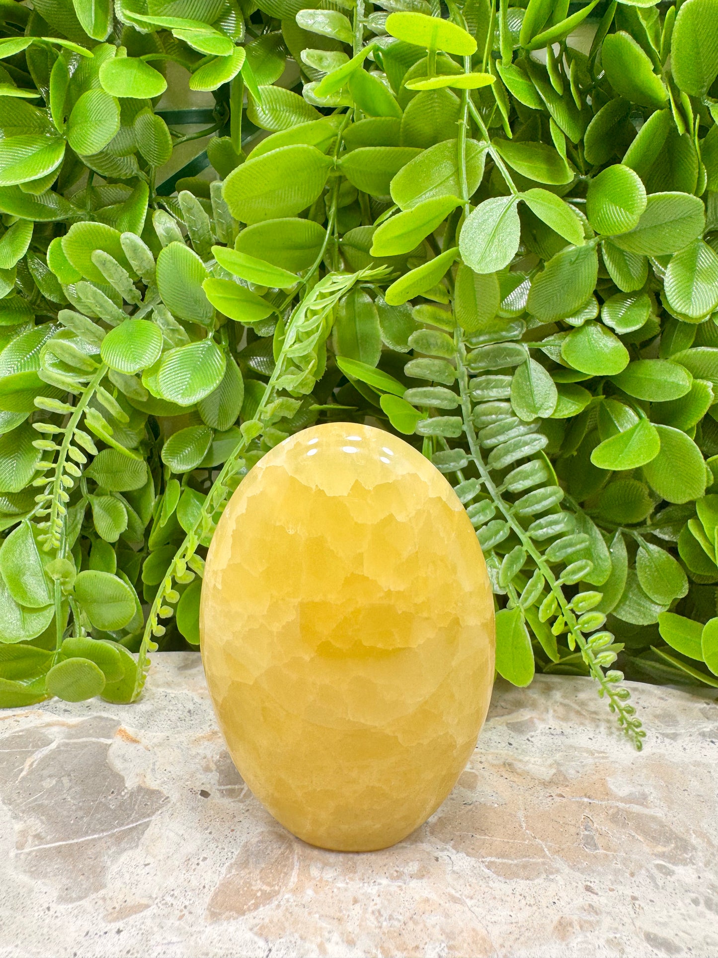 Standing Lemon Calcite 334g