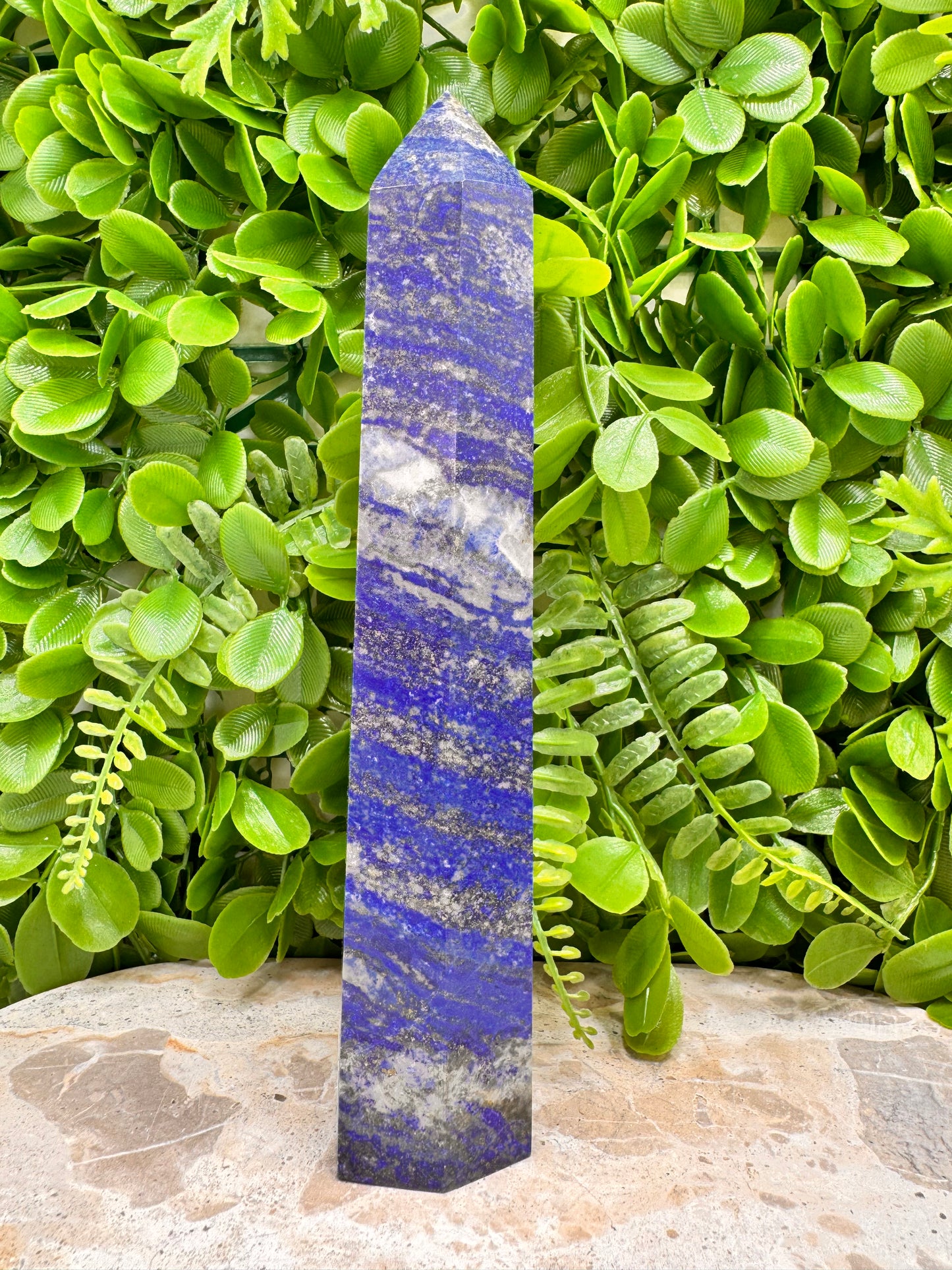 Lapis Lazuli Tower 830g