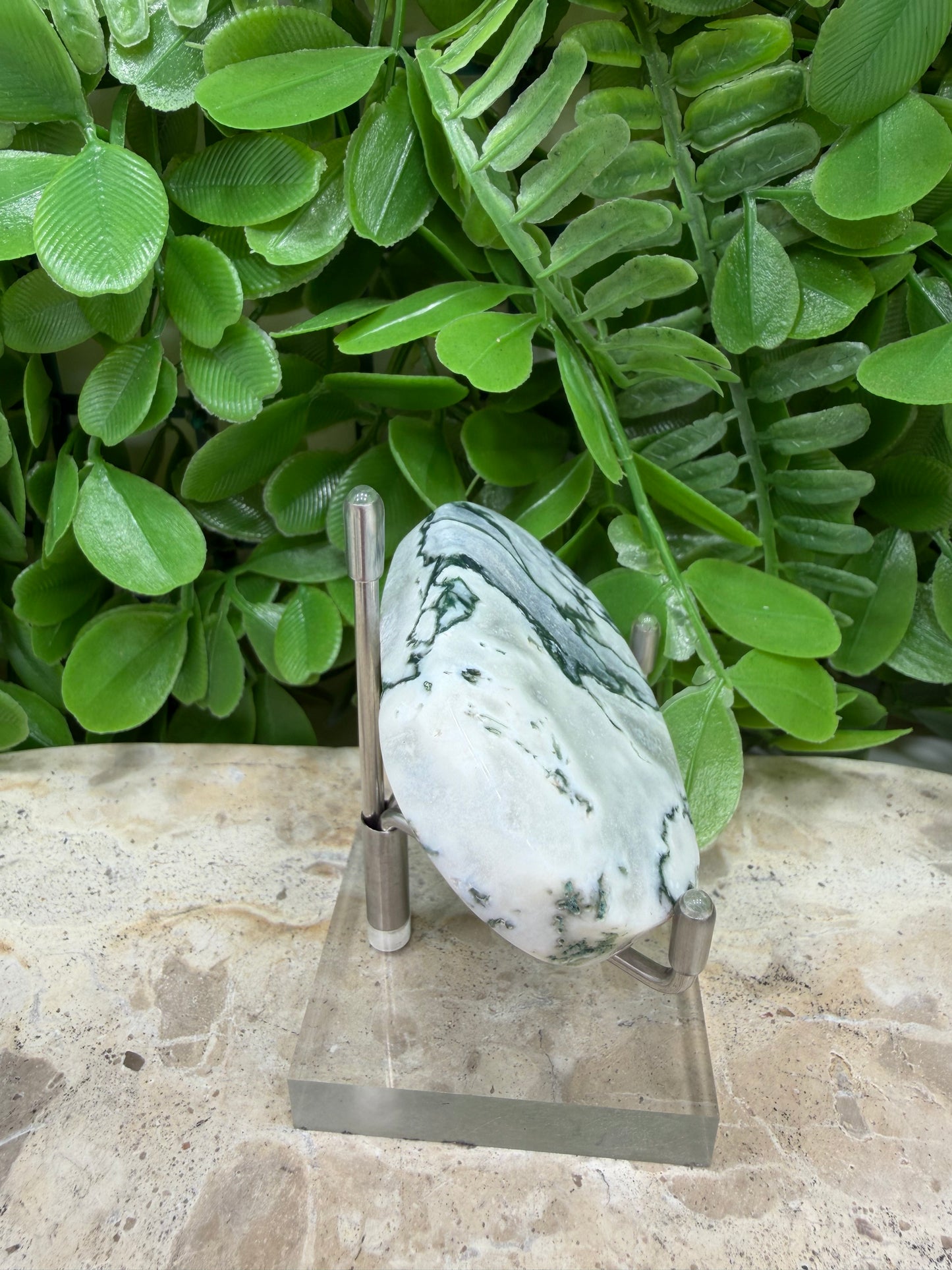 Moss Agate Palm Stone 88g