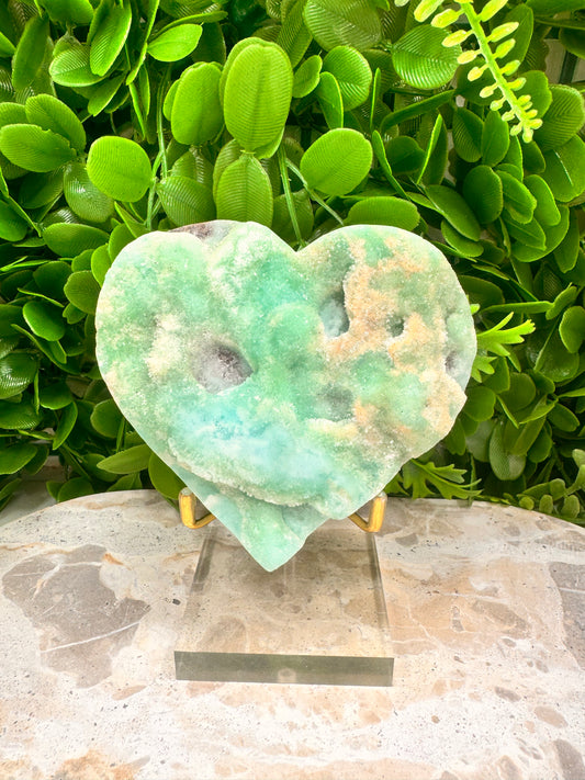 Smithsonite Heart 424g