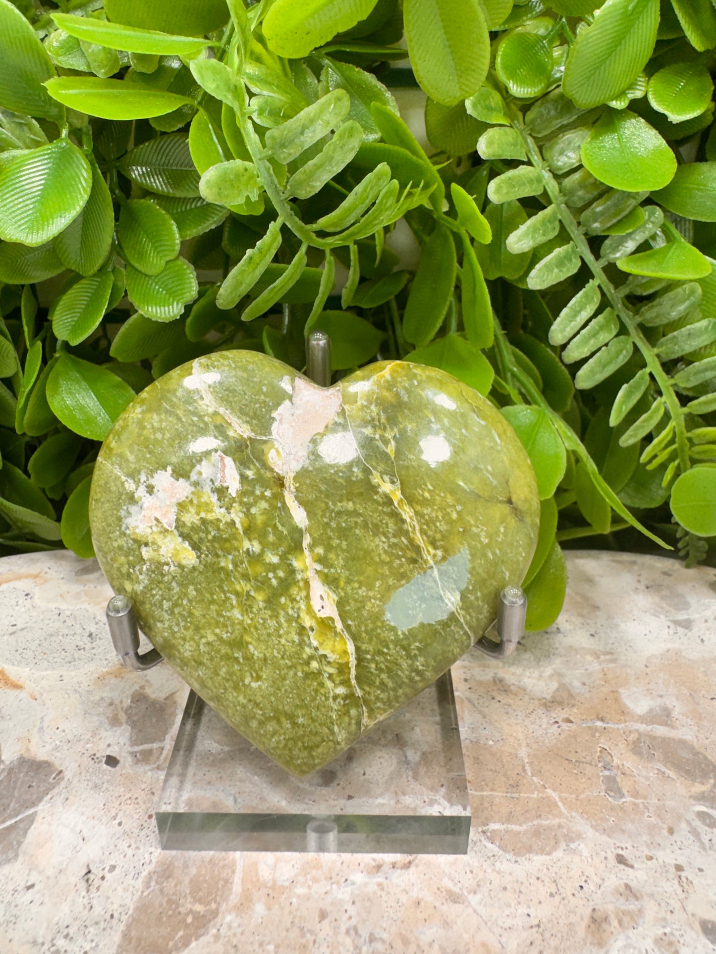 Tremolite Heart 124g
