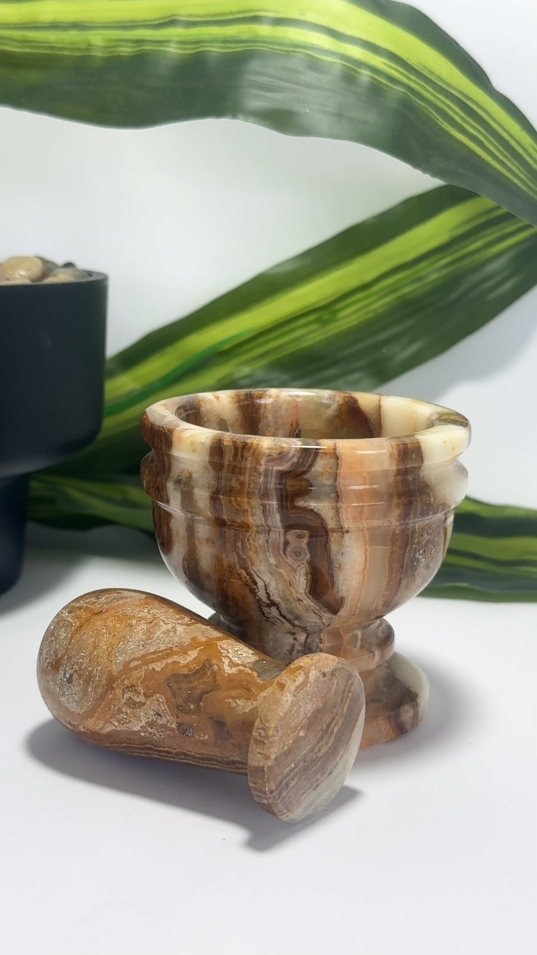 Mortar & Pestle Brown Banded Onyx 461g
