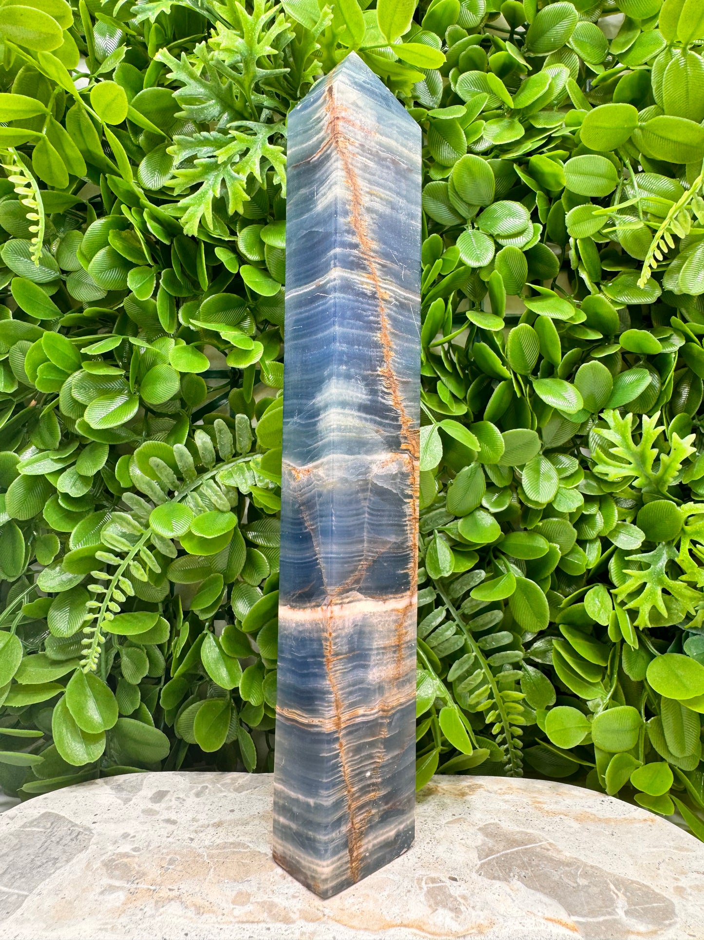 Blue Banded Onyx Tower 760g