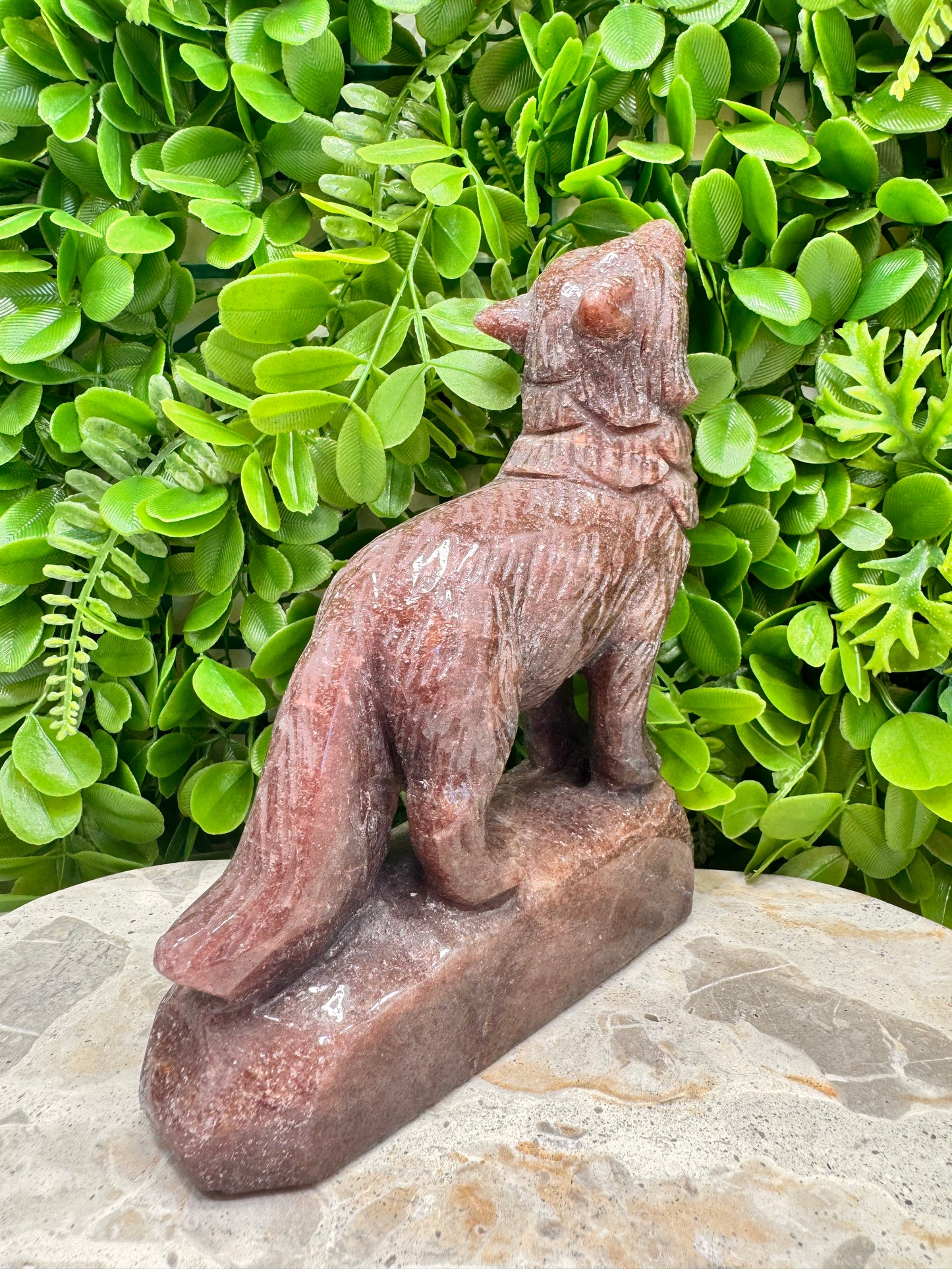 Strawberry Quartz Wolf 1190g