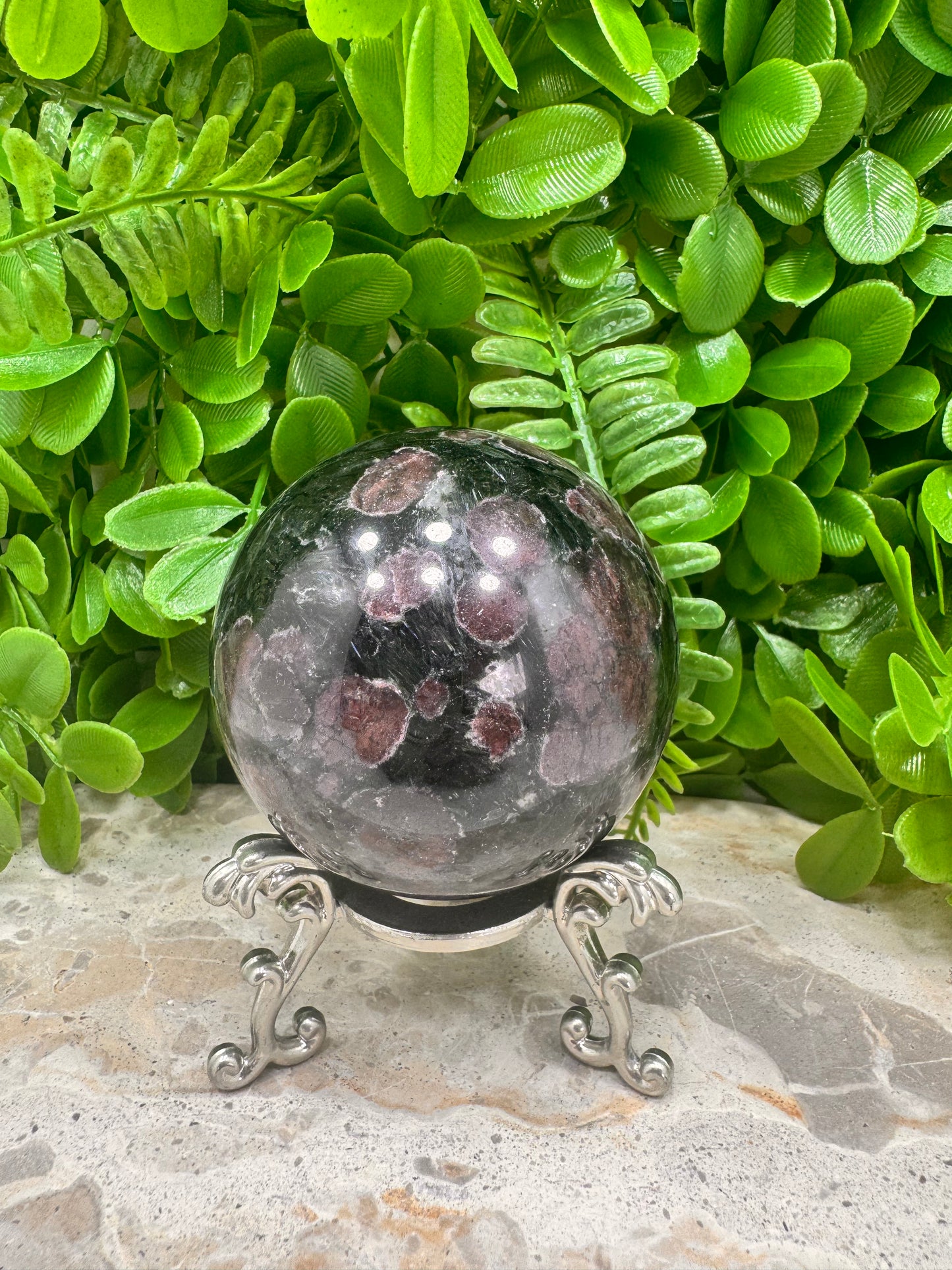 Garnet Sphere 604g