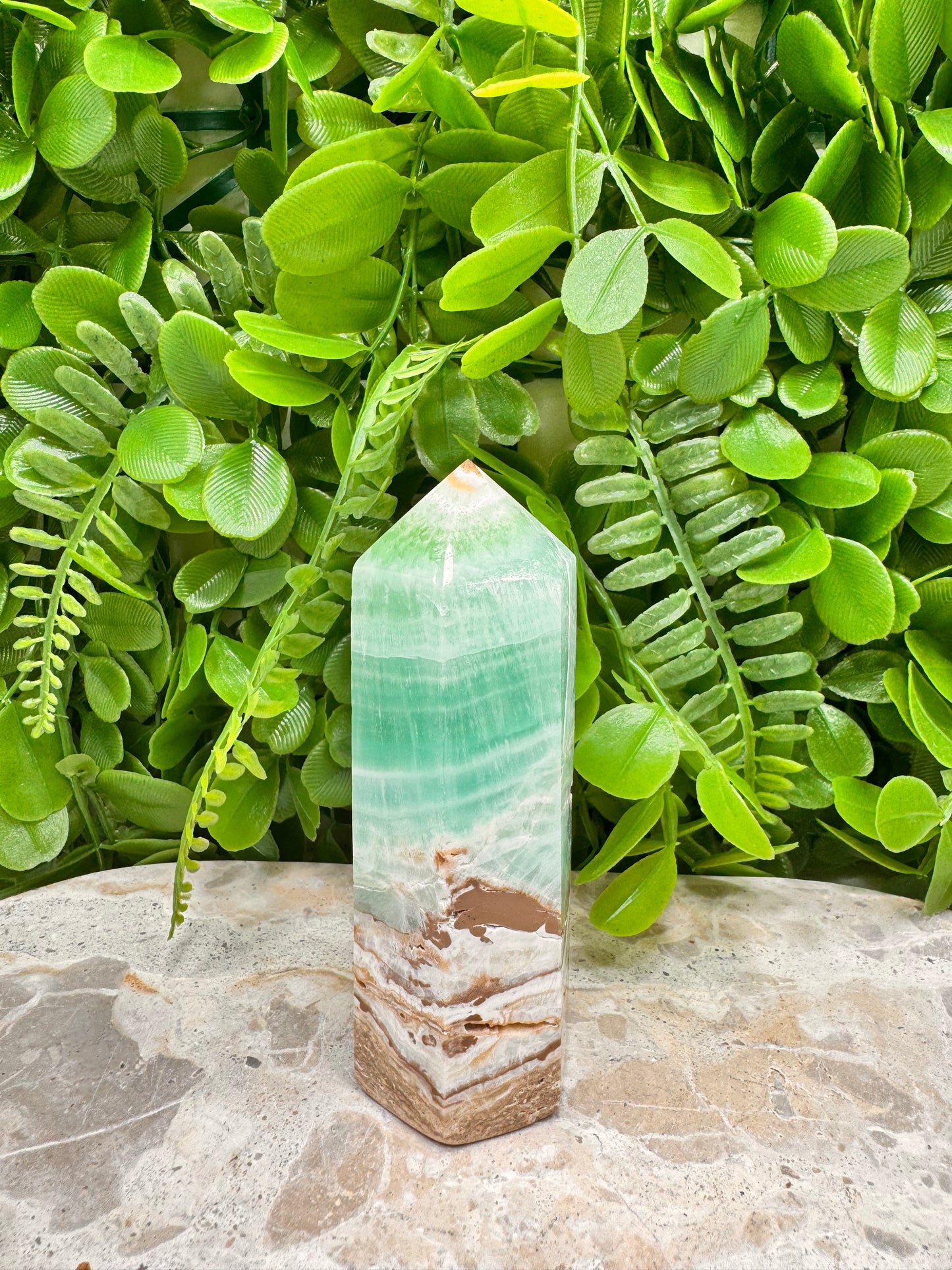 Caribbean Calcite Point 246g