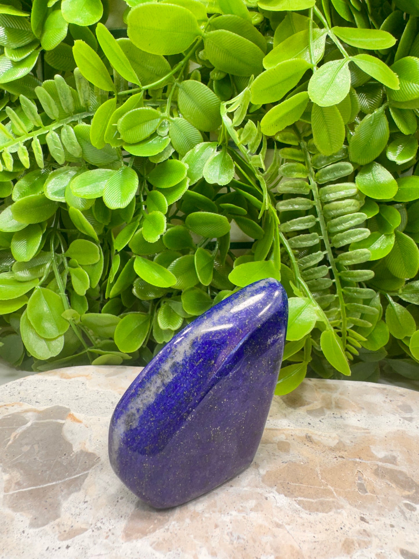 Lapis Lazuli Point 146g