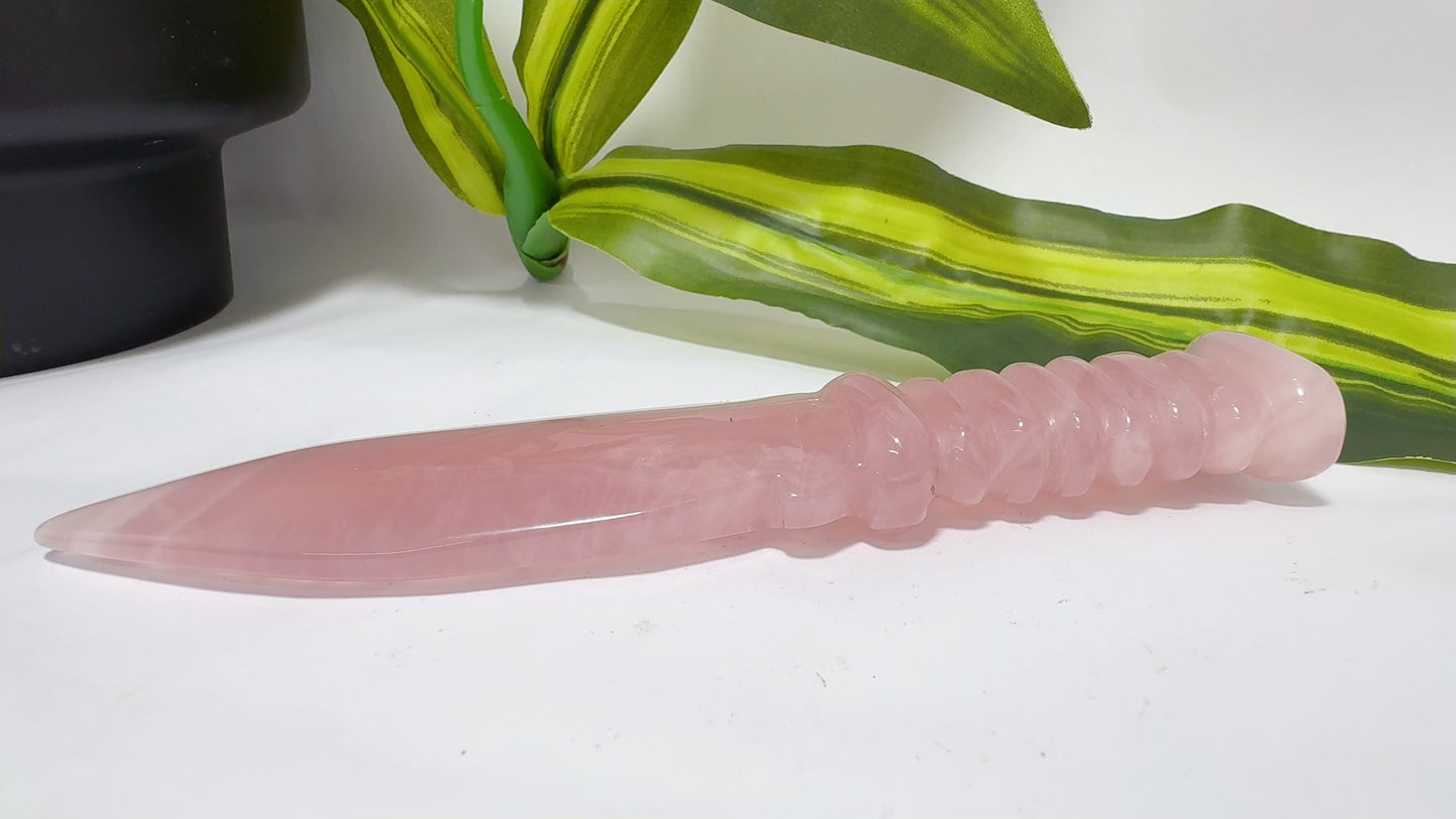 Rose Quartz Knife 114g
