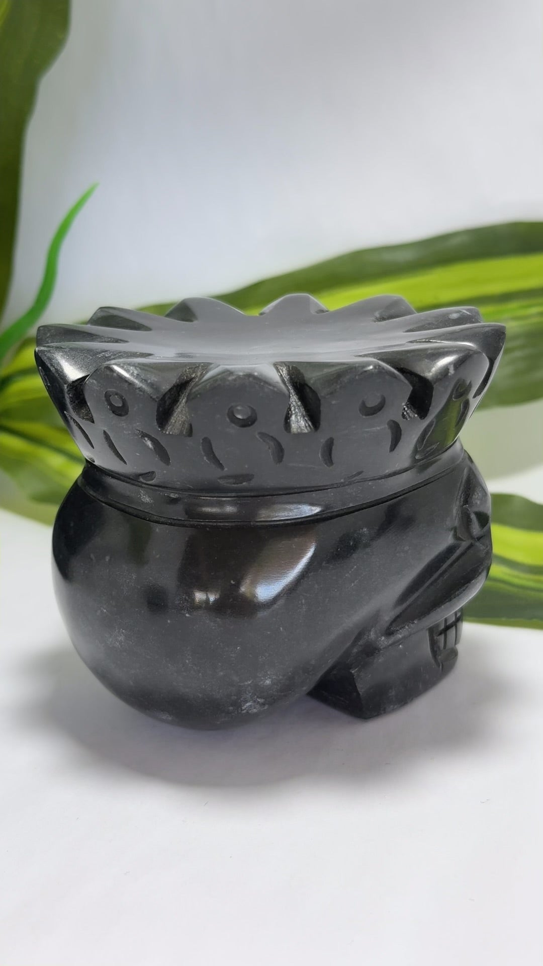 Black Jade King Skull 954g