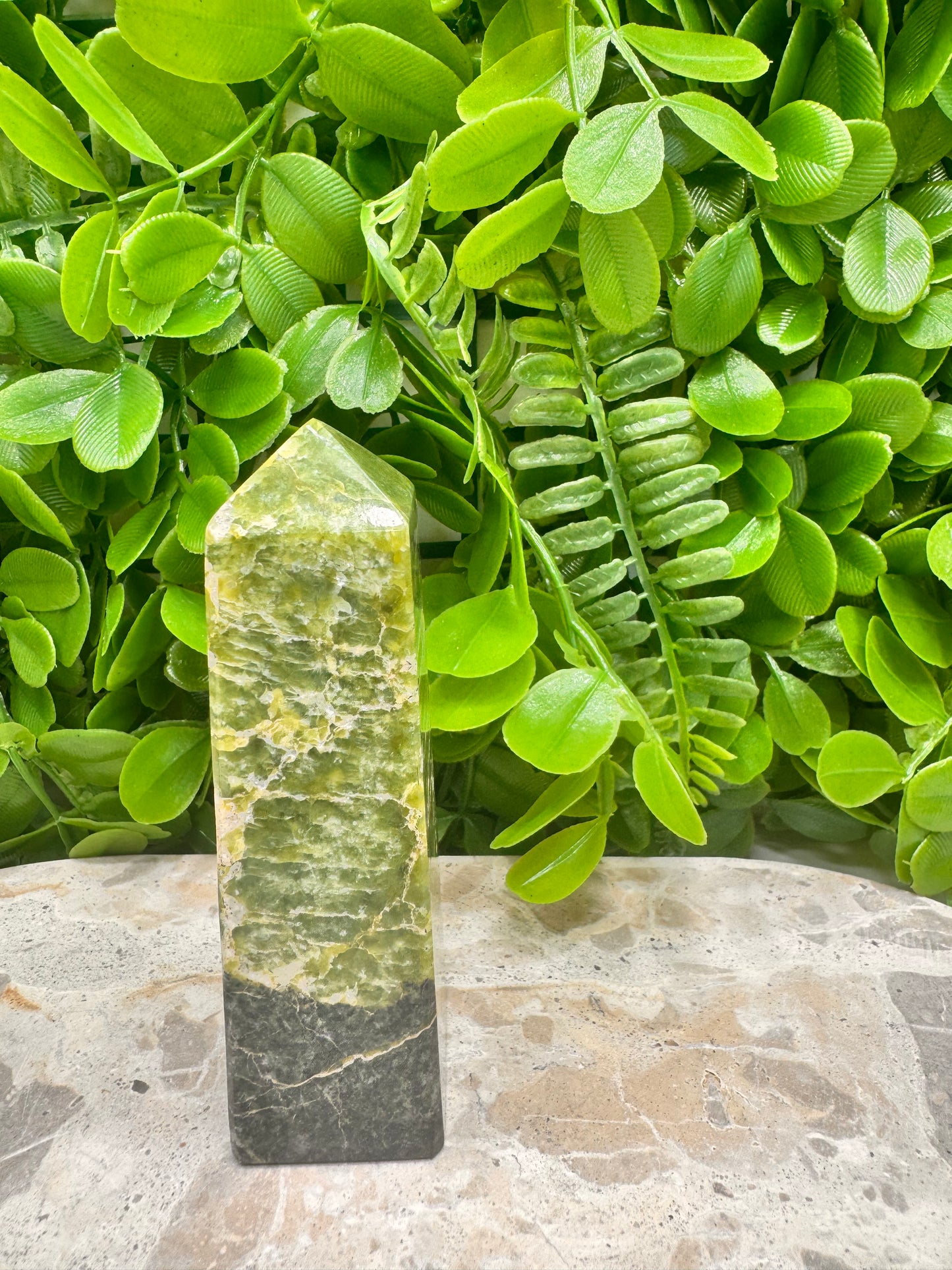 Tremolite Tower 220g