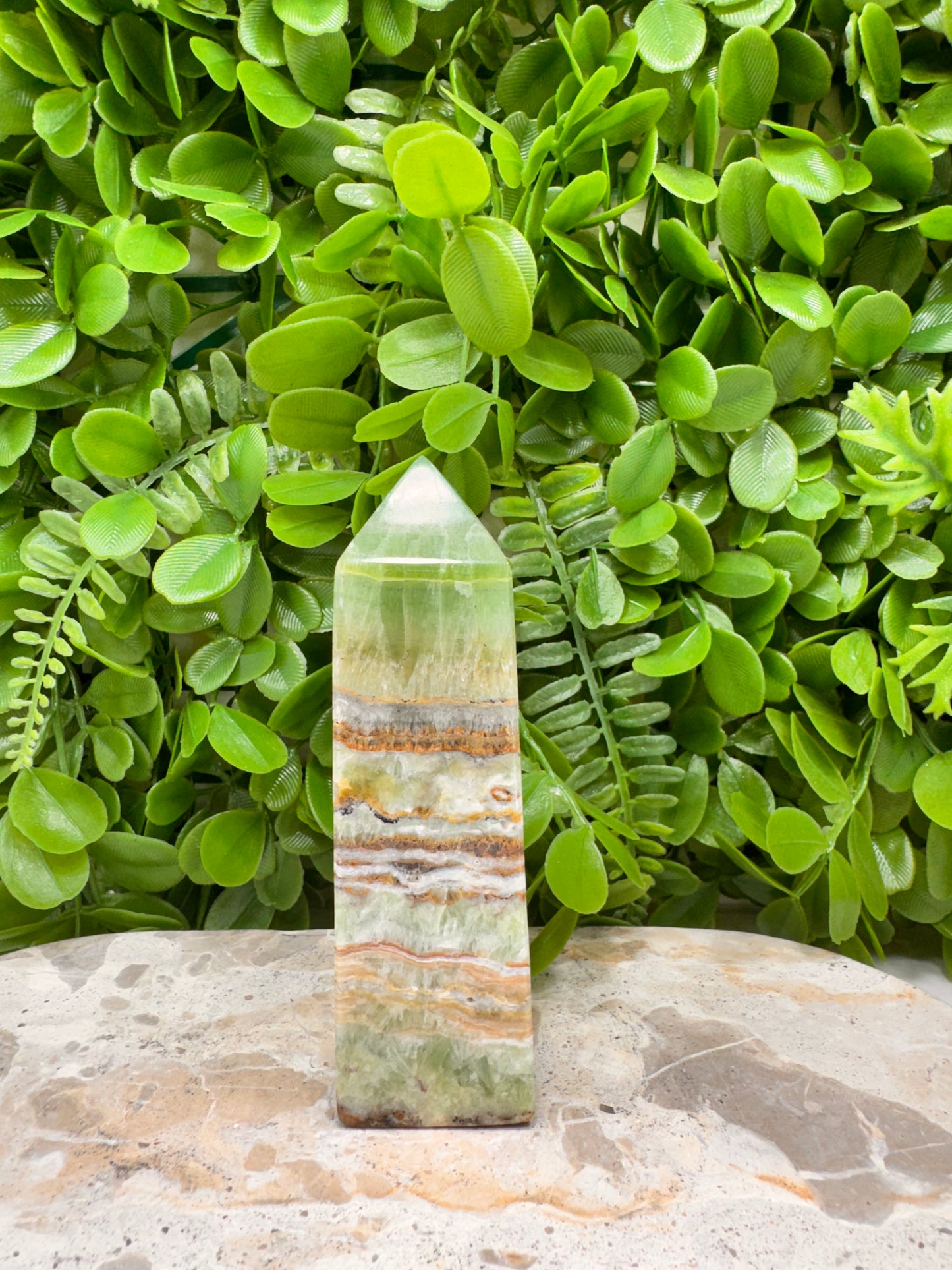 Emerald Kiwi Calcite Tower 356g