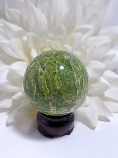 Tremolite Sphere 355G