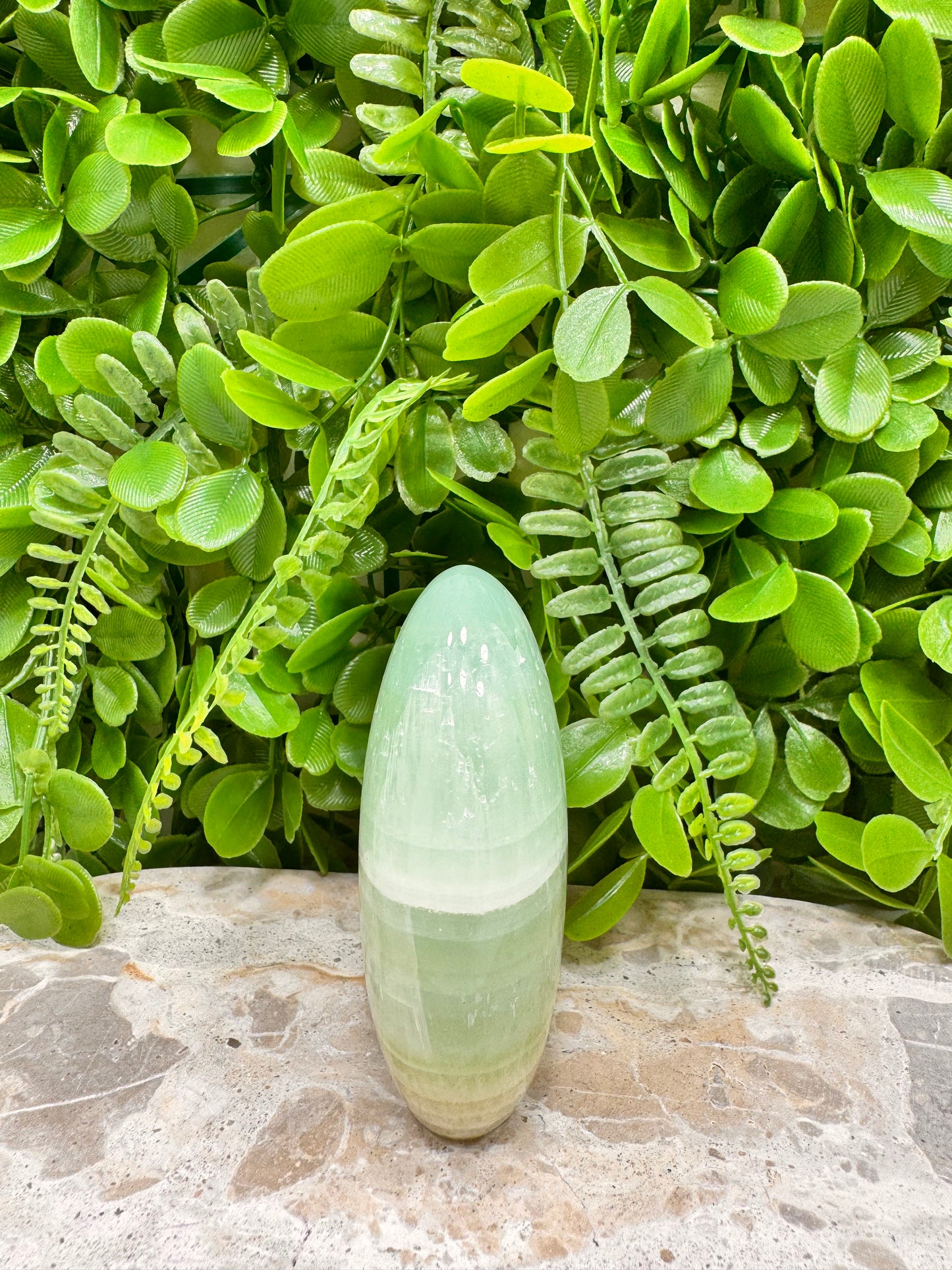 Standing Pistachio Calcite 380g