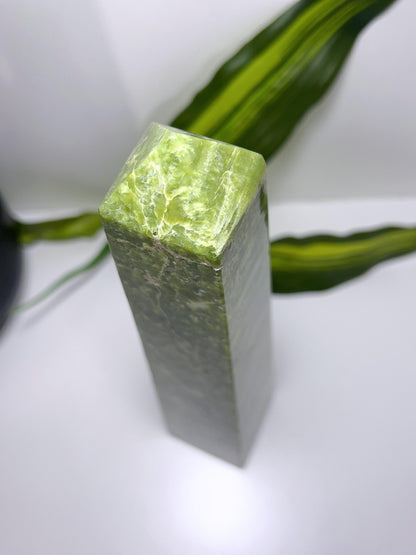 Tremolite Tower 1.2kg