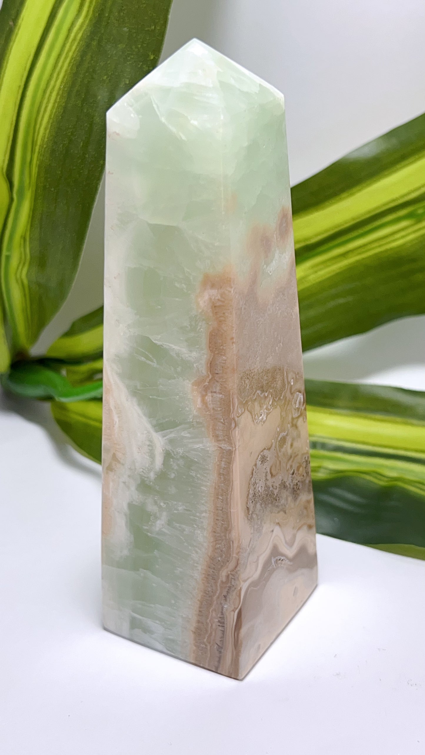 Aqua Caribbean Calcite Tower 452g