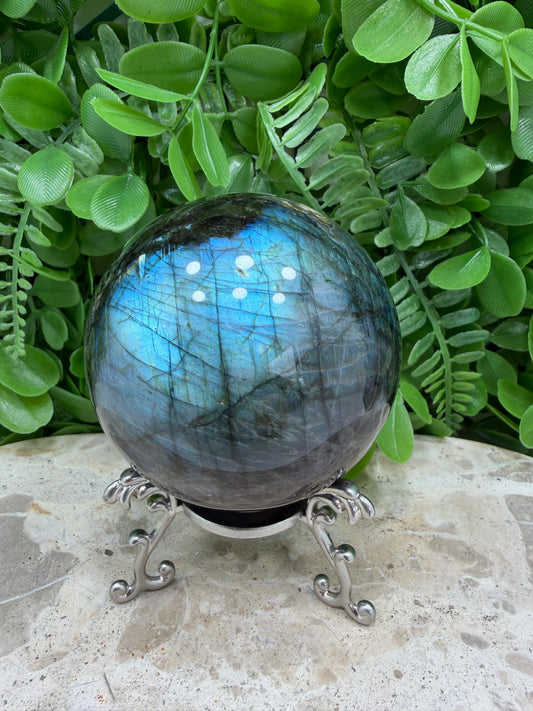 Labradorite Sphere | Protection • Intuition • Transformation