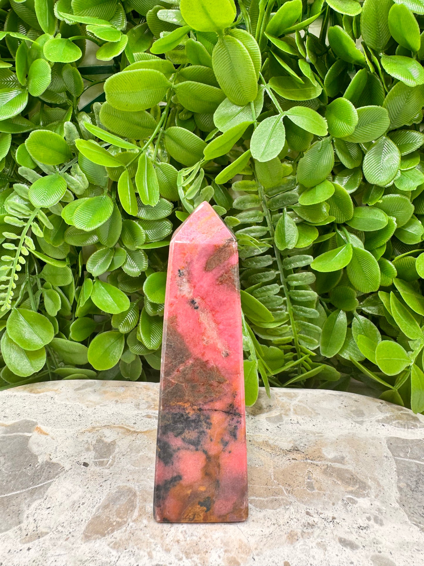 Rhodonite Point 292g