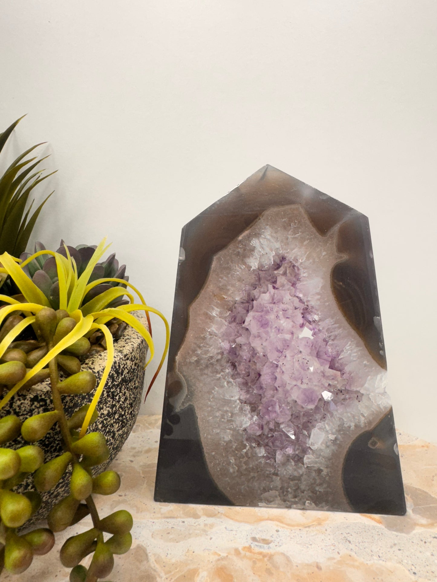 Agate/Amethyst Freeform 638g