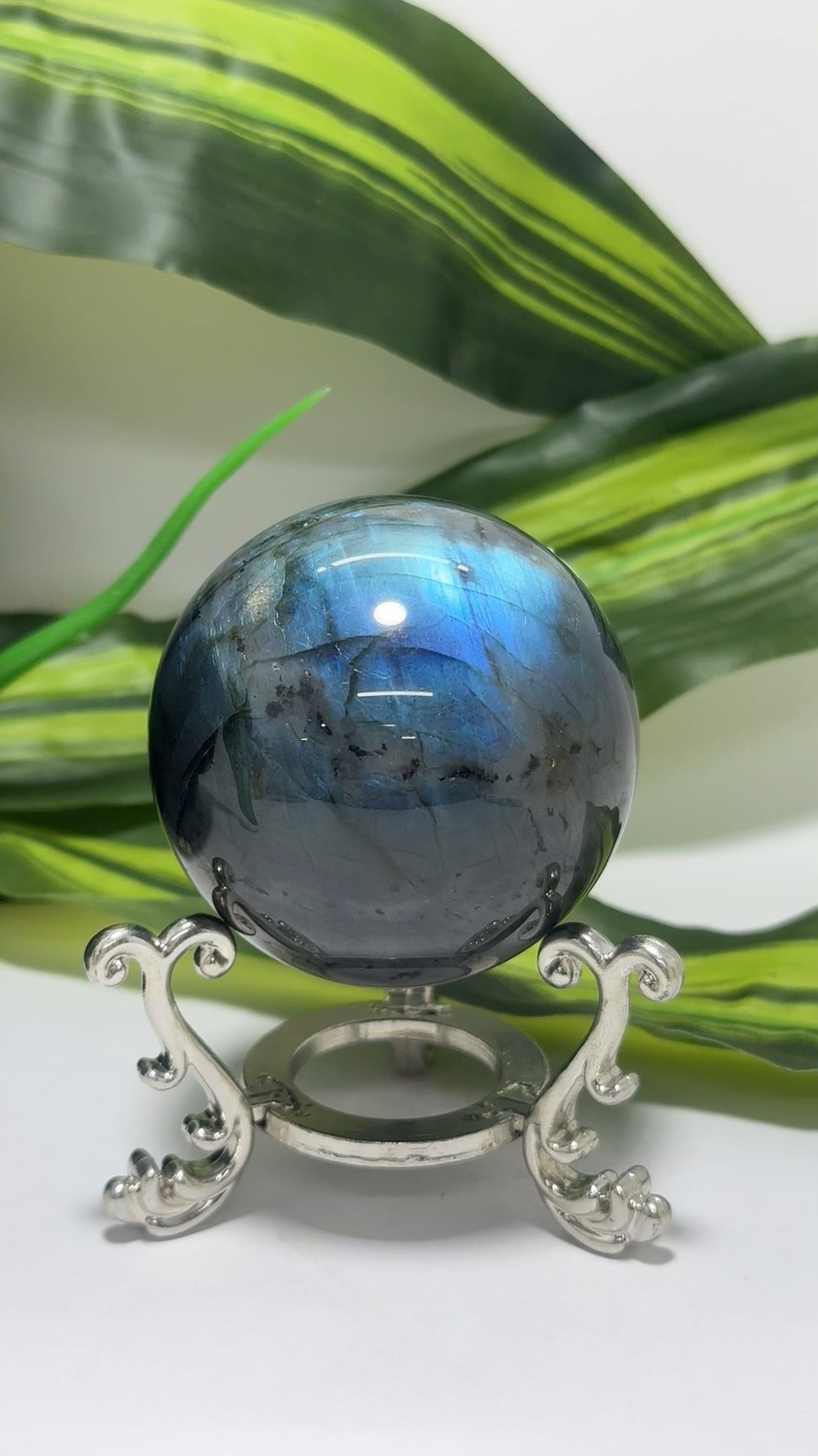 Labradorite Sphere 302g