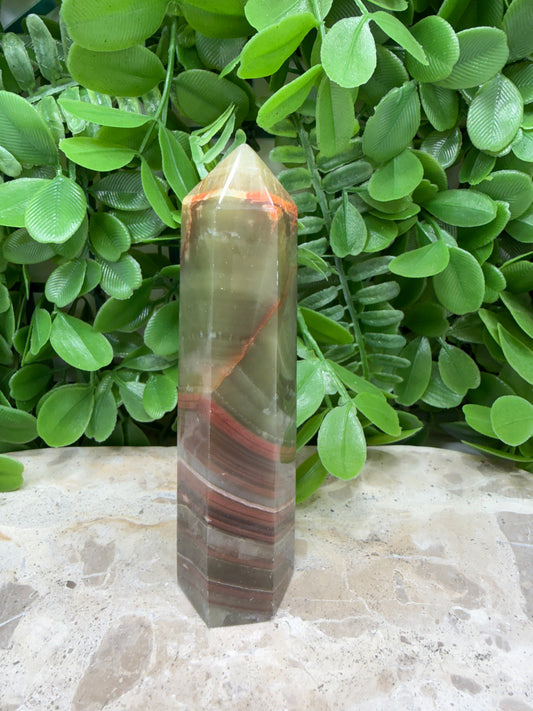Green Banded Onyx point 168g