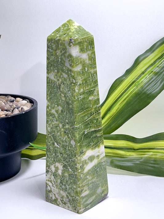 Tremolite Tower 1.1kg