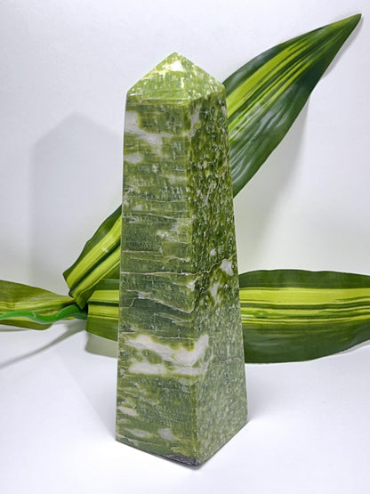 Tremolite Tower 1.1kg