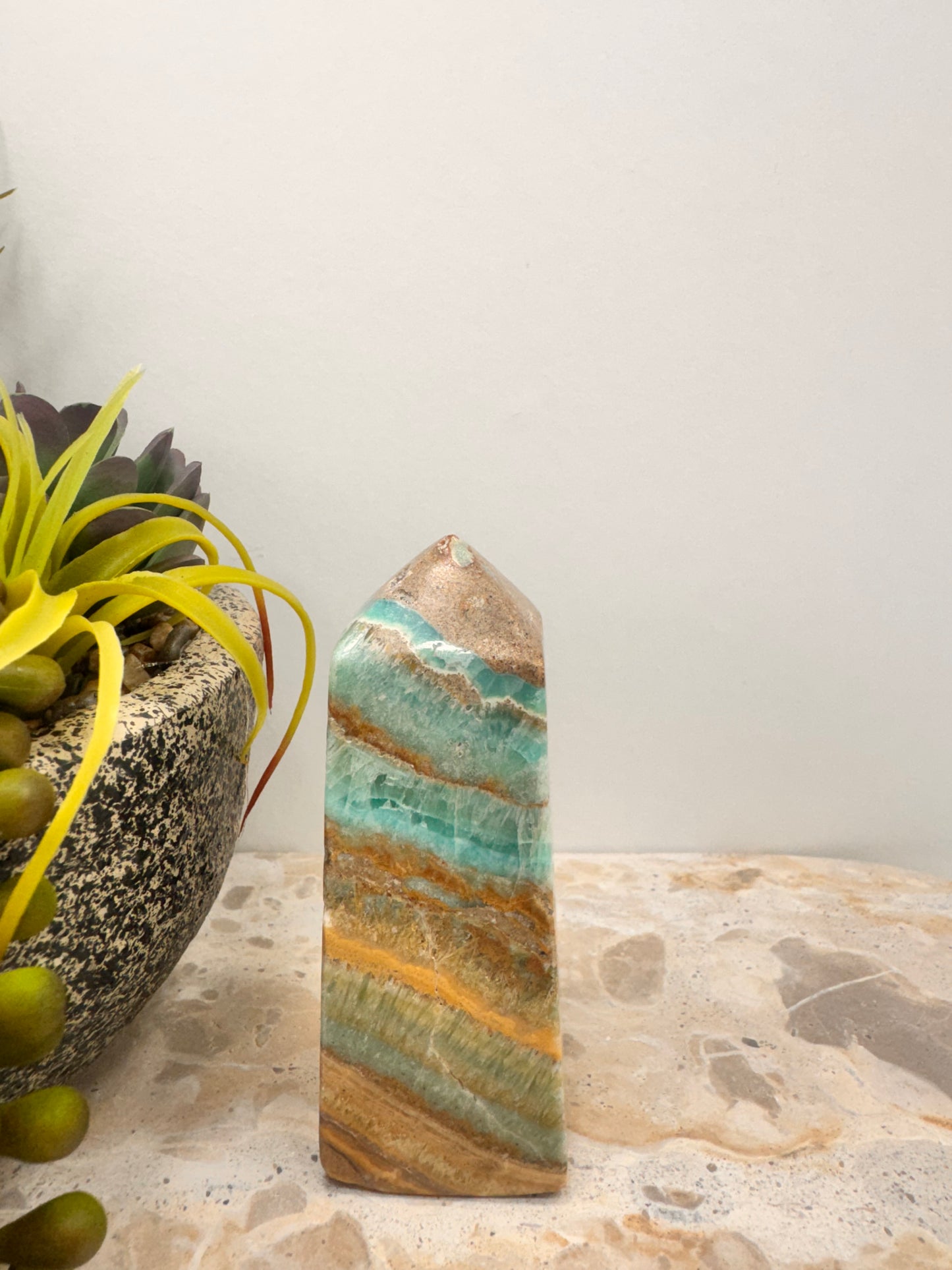 Smithsonite Tower 284g