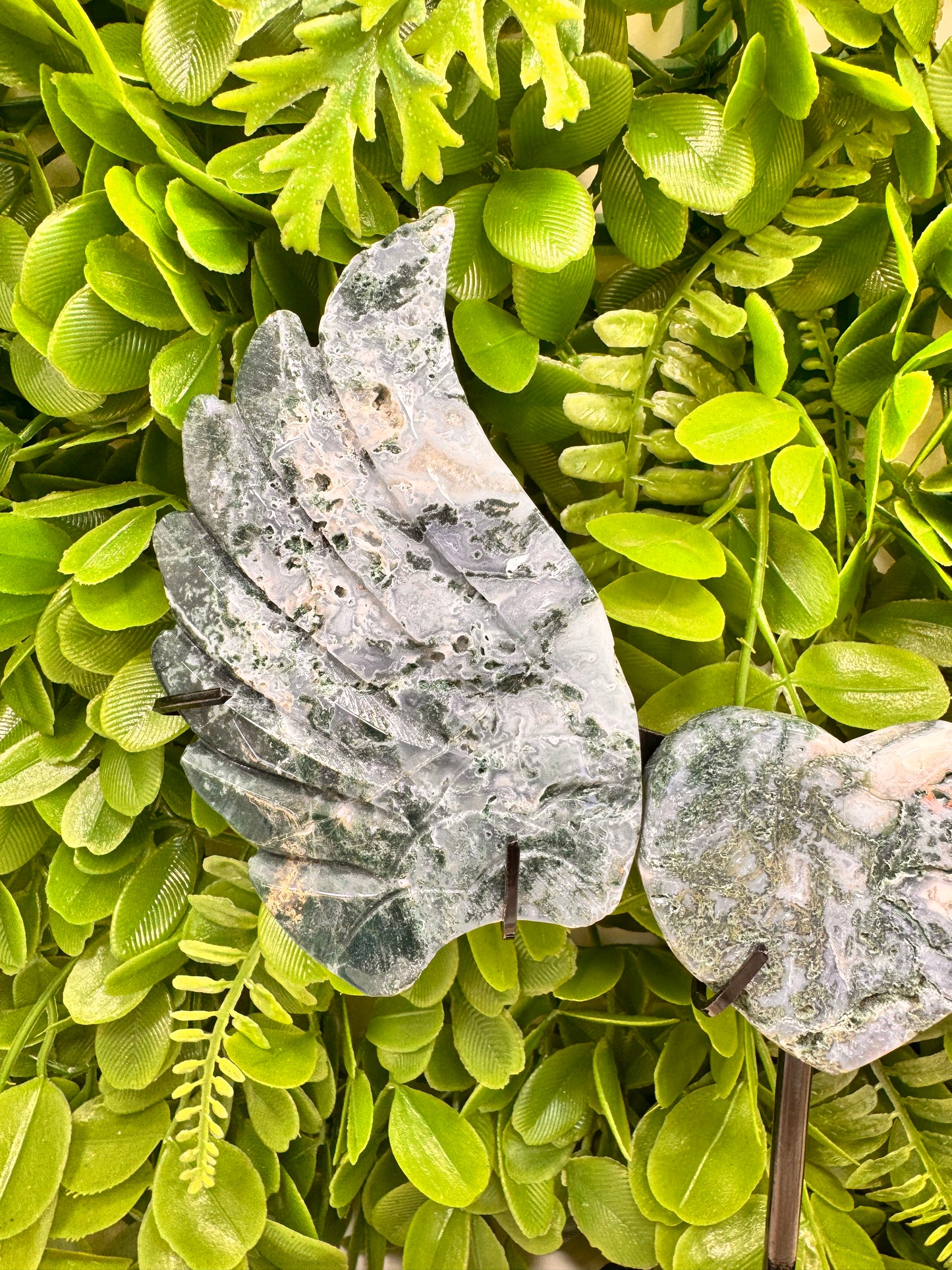 Moss Agate Heart Wings 426g