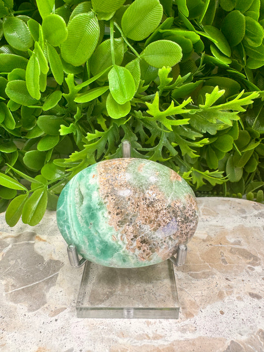 Smithsonite Palm Stone 129g