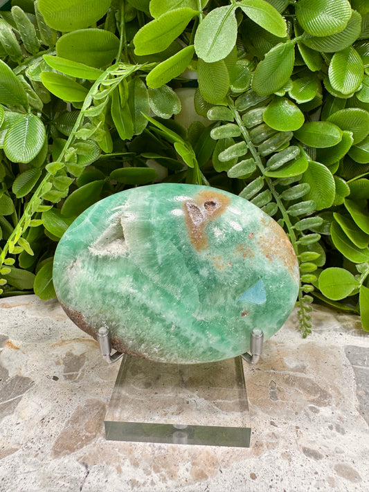 Smithsonite Palm Stone 162g