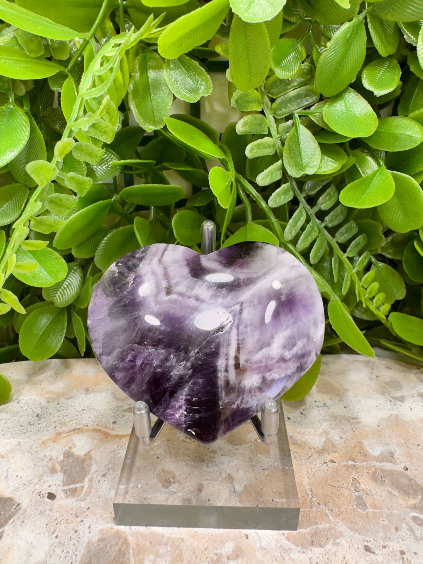 Chevron Amethyst Heart 104g