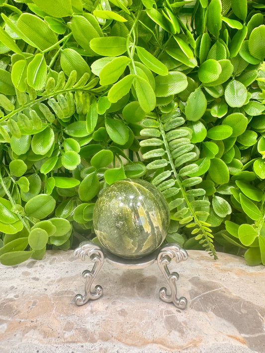 Tremolite Sphere 174g